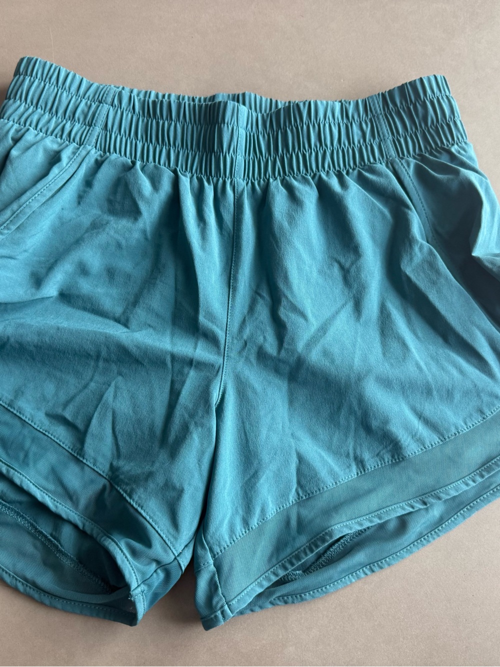 Athleta XXS TEAL Layered-Hem Athletic Shorts 4”